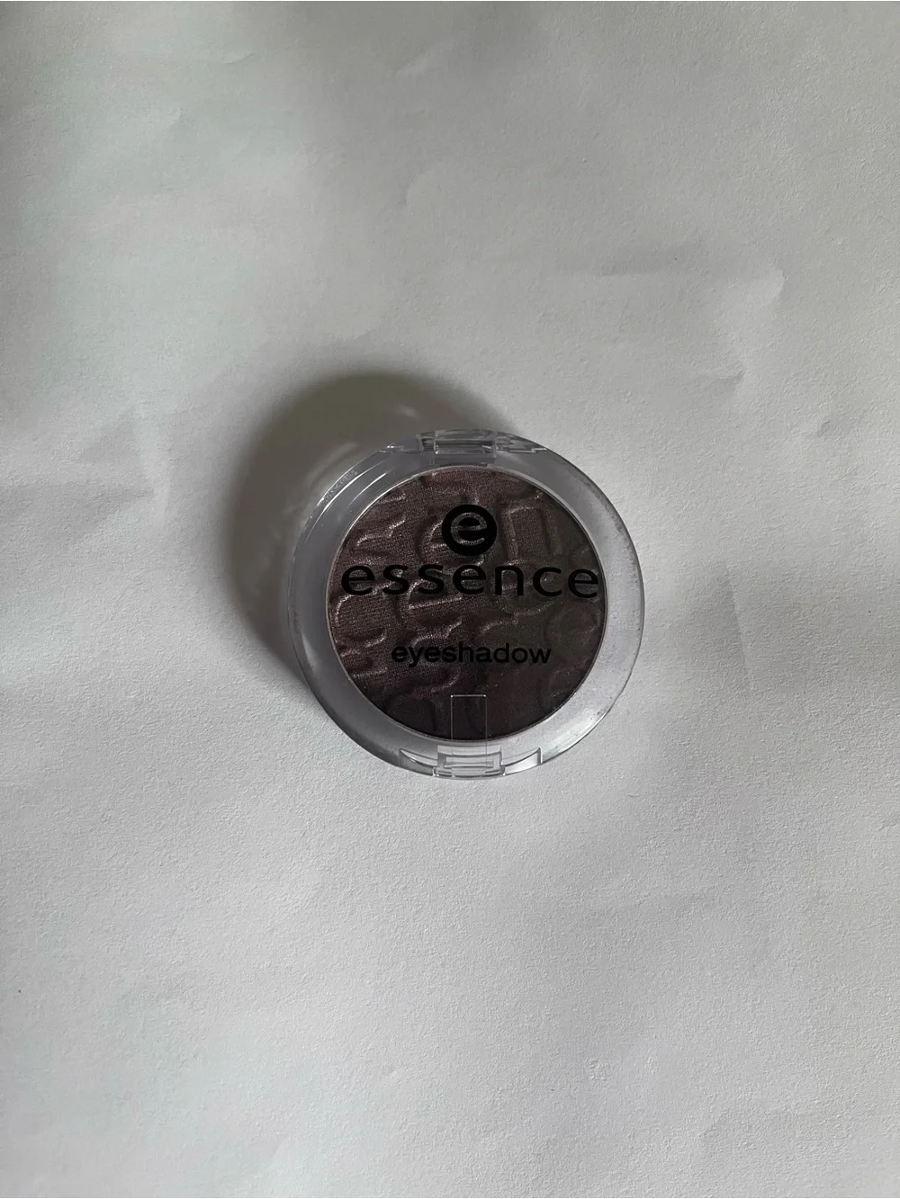 Essence Dress to Impress Eyeshadow